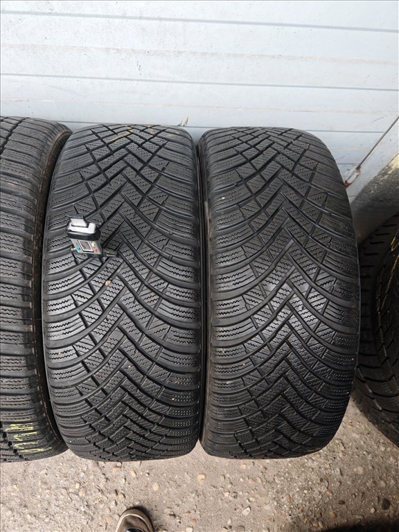  225/4517" újszerű Bridgestone téli gumi gumi 5. kép