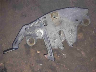 Nissan Micra Motorháztető Zárszerkezet