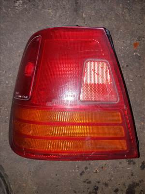 Suzuki Swift II 92-96 Bal Hátsó Lámpa