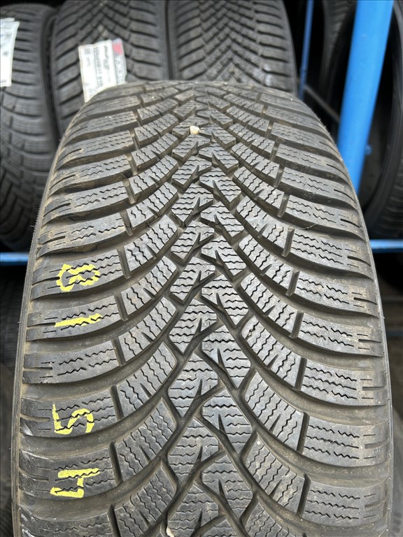 4db 225/45×18″ Falken téli gumiabroncs. (3752440) 2. kép