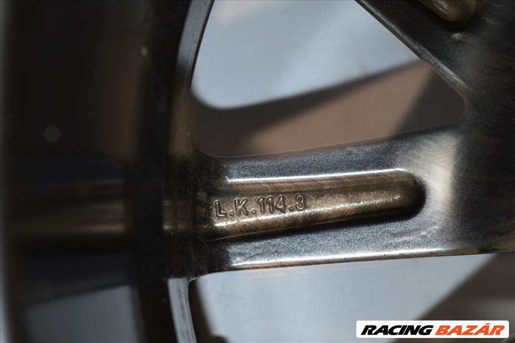  5x114.3 lyukosztású Fondmetal alufelni,  225/55R17 újszerű Michelin téli gumi  8. kép