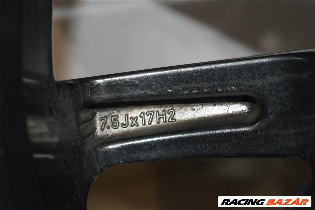  5x114.3 lyukosztású Fondmetal alufelni,  225/55R17 újszerű Michelin téli gumi  10. kép