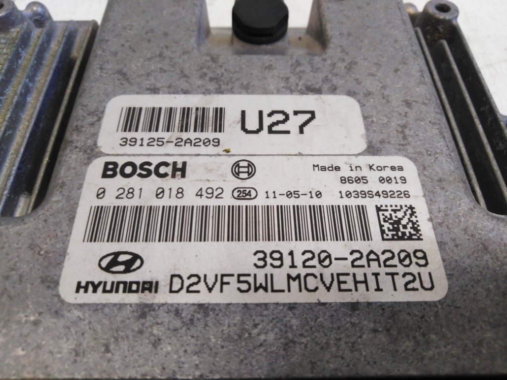 Hyundai I 40  motorvezérlõ 391202A209 0281018492 3. kép