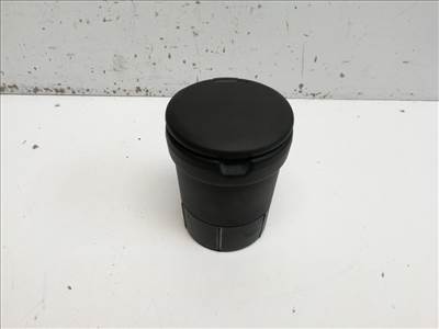 Mazda 2 (DE) első hamutartó C23564660