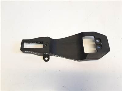 Mazda CX-7 jobb hátsó kilincsfészek