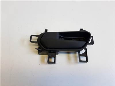 Nissan Micra bal hátsó belső kilincs 806715FA5A