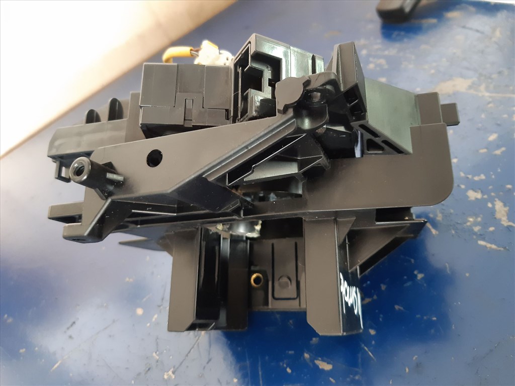 Ford Focus II Légzsák Átvezetõ Szalag 4M5T-14A664-AB 3. kép