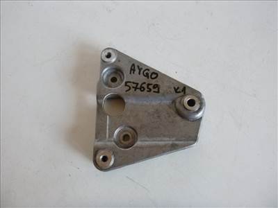 Toyota Aygo (AB10) klímakompresszortartóbak (klímakompresszor tartó) 884310H010