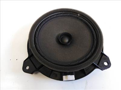 Toyota Yaris (XP90) jobb hátsó hangszóró