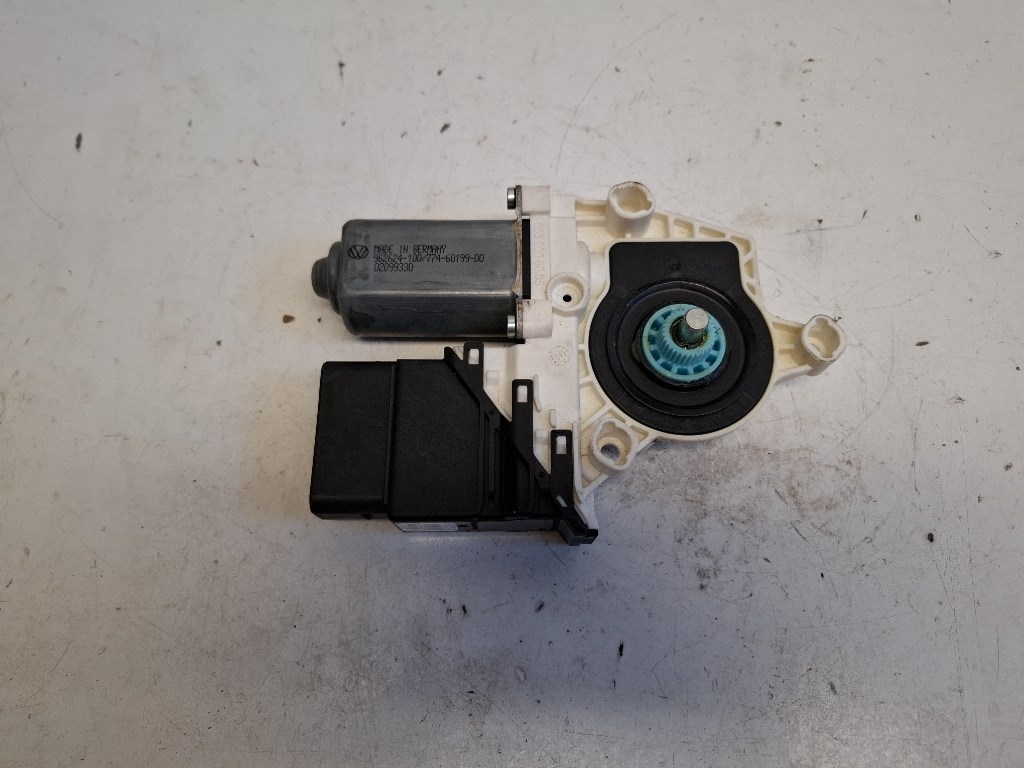 Volkswagen Tiguan bal hátsó ablakemelõ motor 5N0959703B 1. kép