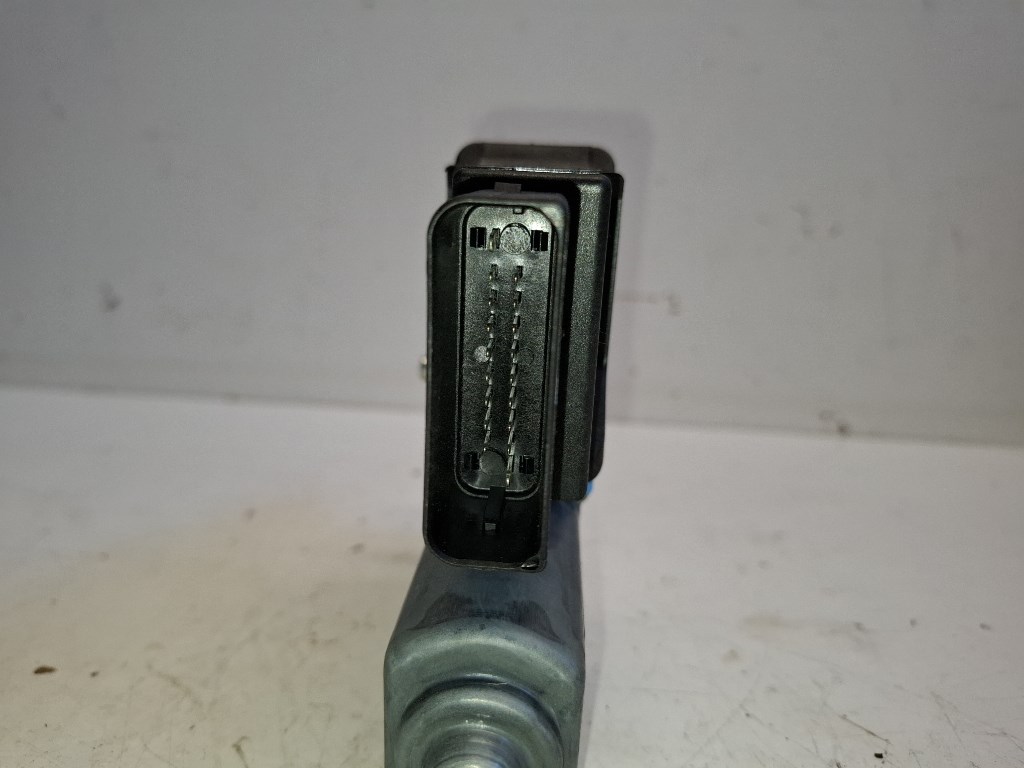 Volkswagen Tiguan bal hátsó ablakemelõ motor 5N0959703B 6. kép