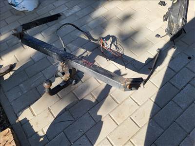 Ford Kuga Mk1 2.0 TDCi 4x4 vonóhorog 