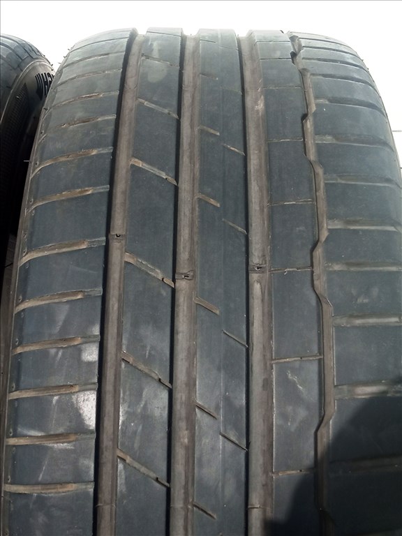  225/4517" újszerű Hankook nyári gumi gumi 6. kép