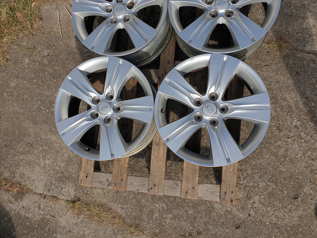 17" 5x114,3 KIA Sportage 2. kép