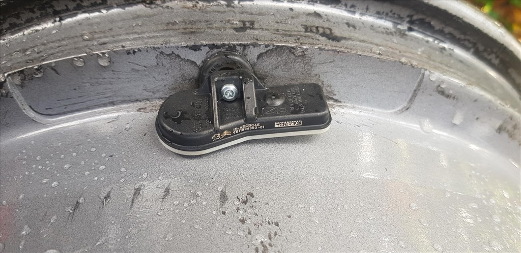 Citroen DS5, 4x108 lyukosztású 8J R18" használt (gyári felni) alufelni 5. kép