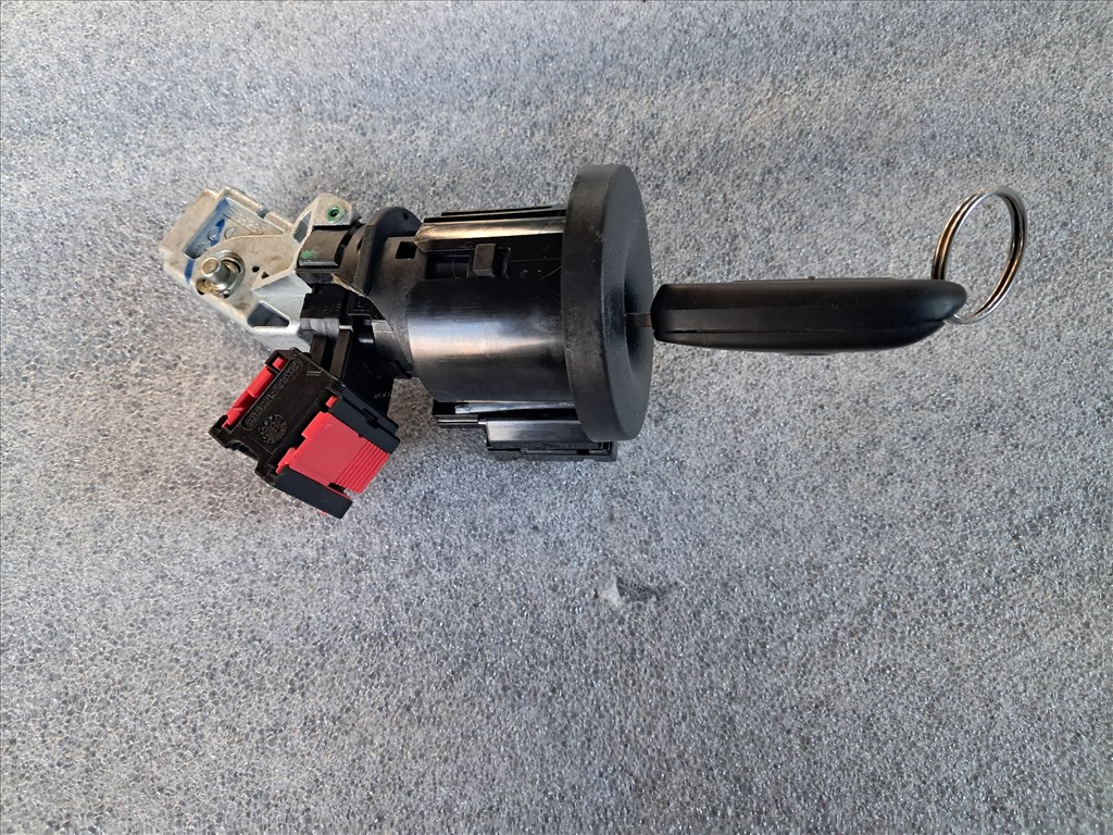 Dacia Duster II gyújtáskapcsoló  285916556r 2. kép