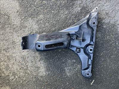 BMW 5-ös sorozat E60/E61 lökháritó tartó műanyag 