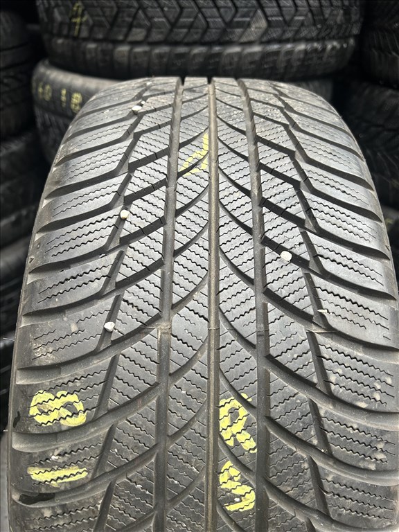 4db 225/40×18″ Bridgestone RSC téli gumiabroncs. (3751376) 2. kép