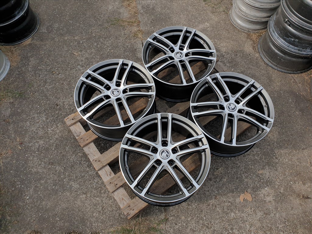 18" 5x112 Skoda Super B 1. kép