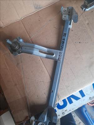 Opel meriva a jobb hátsó ablakemelő 