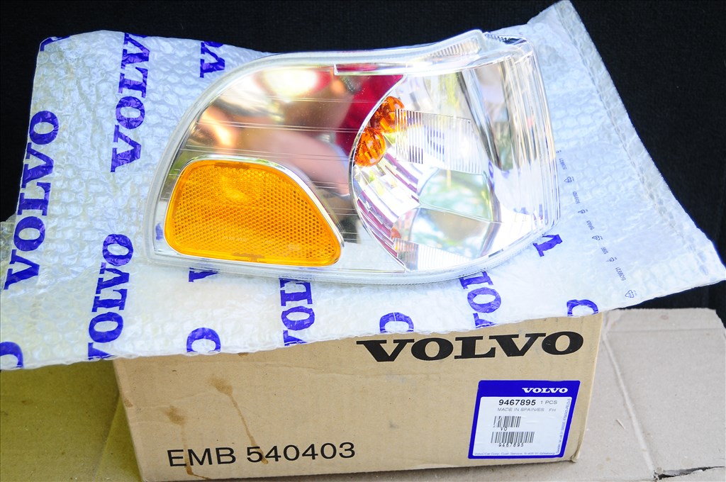 Volvo 9467895 C70 jobb index 2. kép