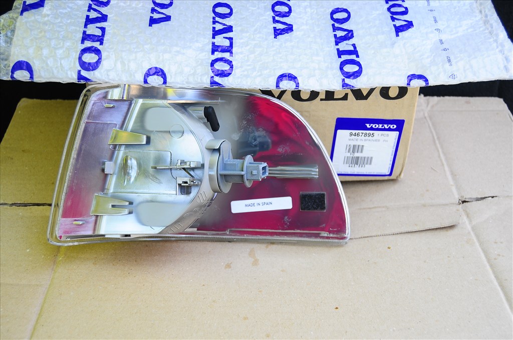 Volvo 9467895 C70 jobb index 3. kép