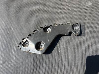 Dacia Duster I DACIA DUSTER Bal hátsó Oldal Lökhárító Tartó (Műanyag) 622211624r