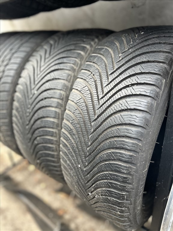  225/4517" Michelin-Matador 225/45R17 téli 225/45 R17 3. kép