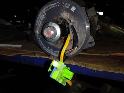 Suzuki Ignis 03-07 Légzsák Átvezető Szalag 24436919