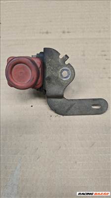 Renault Thalia I üzemanyagszivattyú vészleállító kapcsoló 7700414373