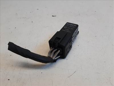 Chevrolet Captiva  izzítórelé 96440063 0281003041