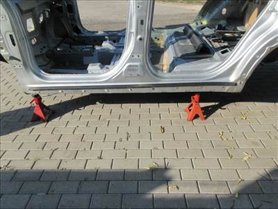 Chevrolet Orlando bal küszöb
