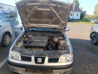 SEAT CORDOBA (6K2) Kürt