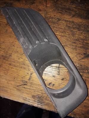 Ford Focus II Jobb Első Ködlámpa Keret 4M51-19952-AE