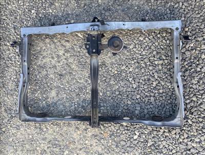 Toyota Auris (E180) zárhíd