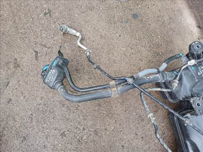 Land Rover Evoque (L551) Adblue tartály beöntőcső K8D25J232AD