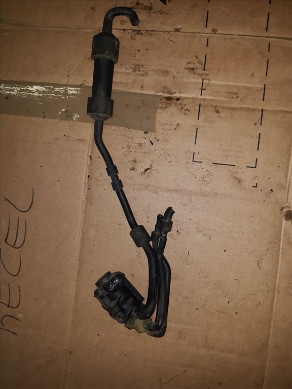 Volkswagen Golf VII Turbónyomás Szabályozó Szelep 04L 131 051 F 1. kép