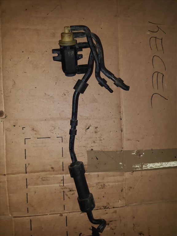 Volkswagen Golf VII Turbónyomás Szabályozó Szelep 04L 131 051 F 2. kép