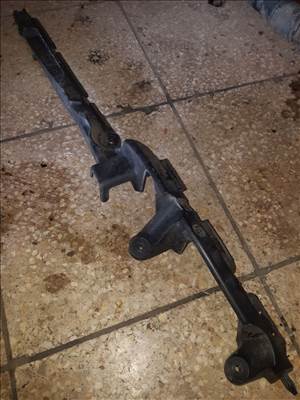 Opel Astra H Jobb Hátsó Lökhárító Tartó 13 205 602