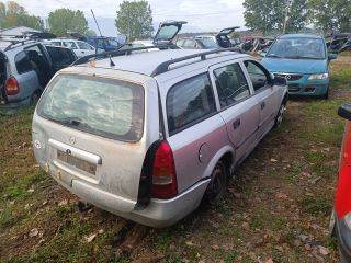 OPEL ASTRA G Kombi (F35) Jobb hátsó Dobbetét (Kerékjárati, Műanyag)