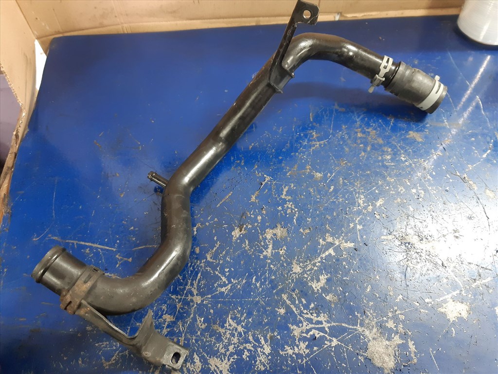 Audi A4 B7 Vízcsõ Fém 2. kép