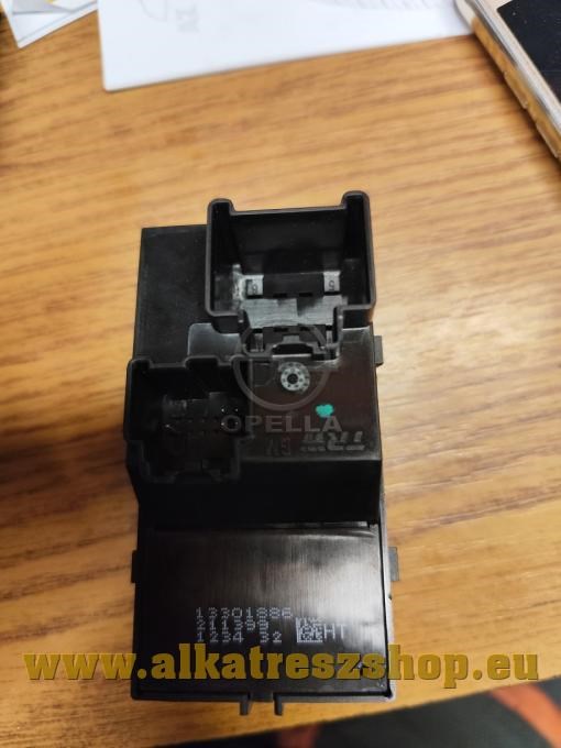 Opel Astra J, Meriva B ablakemelő kapcsoló bal hátsó, jobb hátsó, jobb első 2. kép