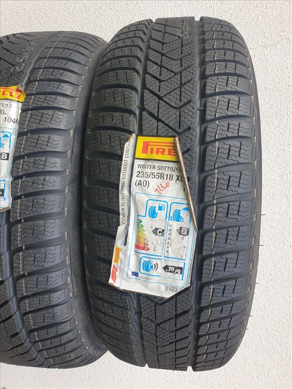  235/55 18 Pirelli Sottozero 3 3. kép