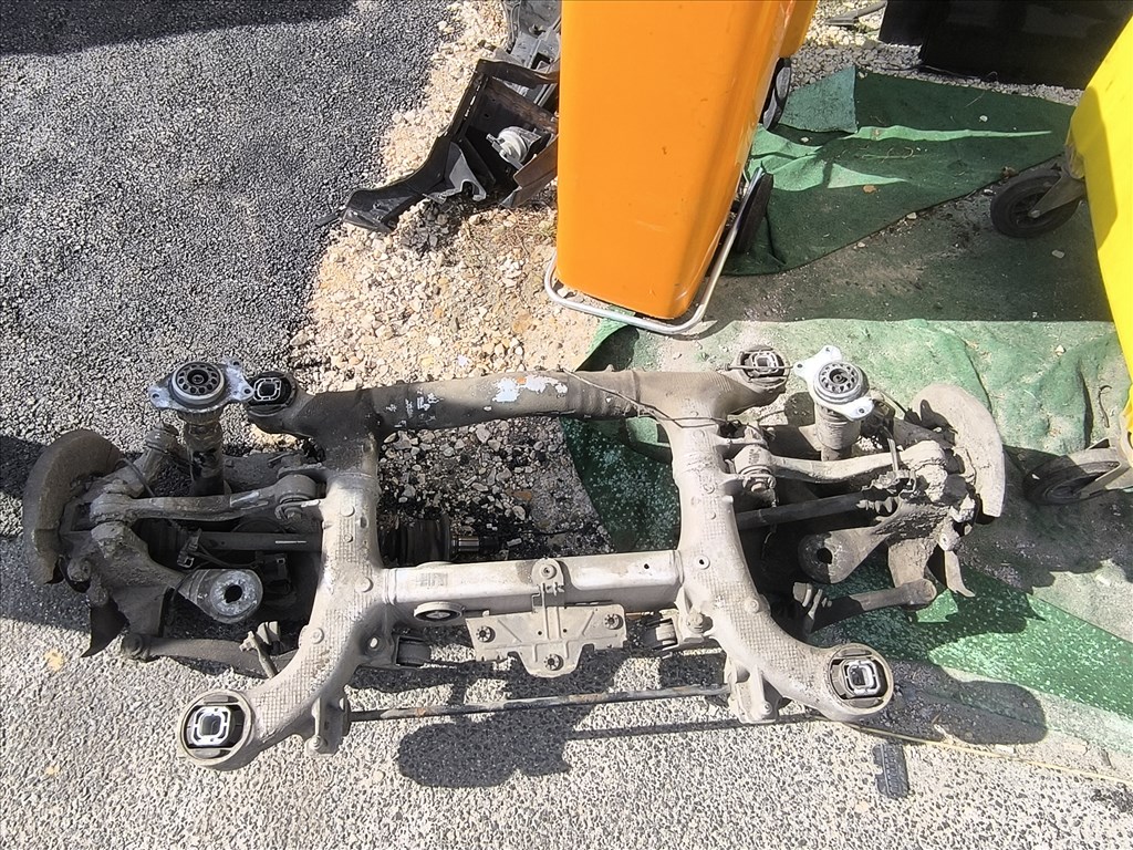 BMW 5-ös sorozat F07 Hátsó Híd  679380301 2. kép