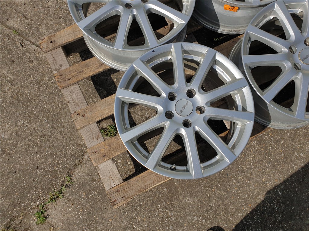 17" 5x112 Mercedes W205 + szenzor 4. kép