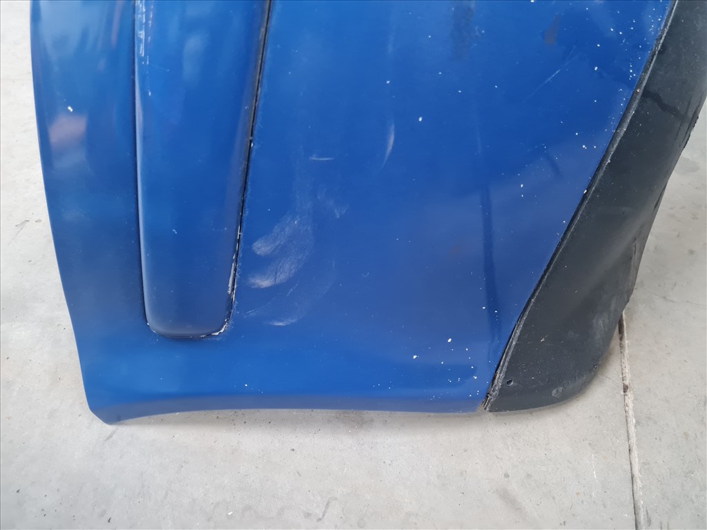 Volkswagen Bora első lökhárító LW5Z (24902) 3. kép