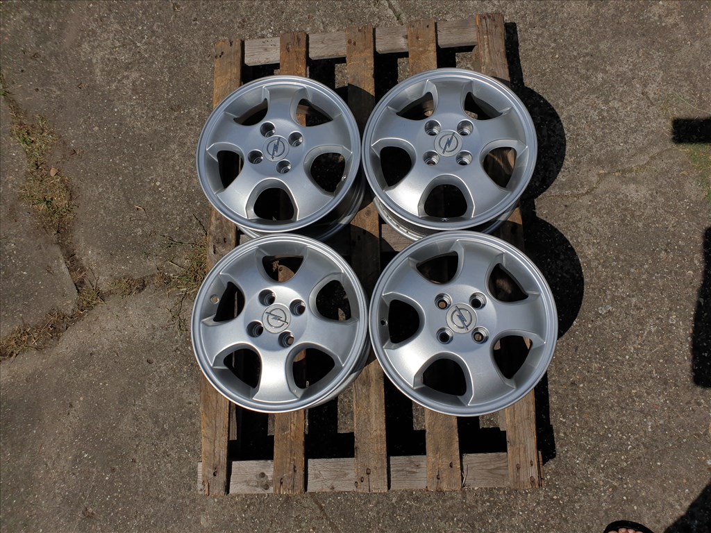14" 4x100 Opel C Corsa 1. kép