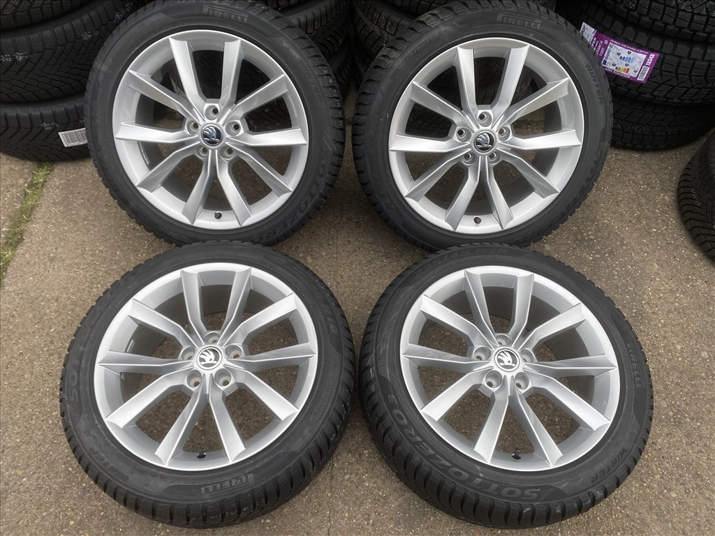 4db gyári 18" Skoda Superb új szerelt kerék. (3758088) 1. kép
