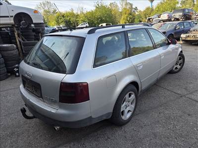 Audi A6 (C5 - 4B) 2.5 TDI quattro HÁTSÓ lökhárító 