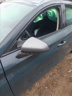 Bal első ajtó Seat Leon 